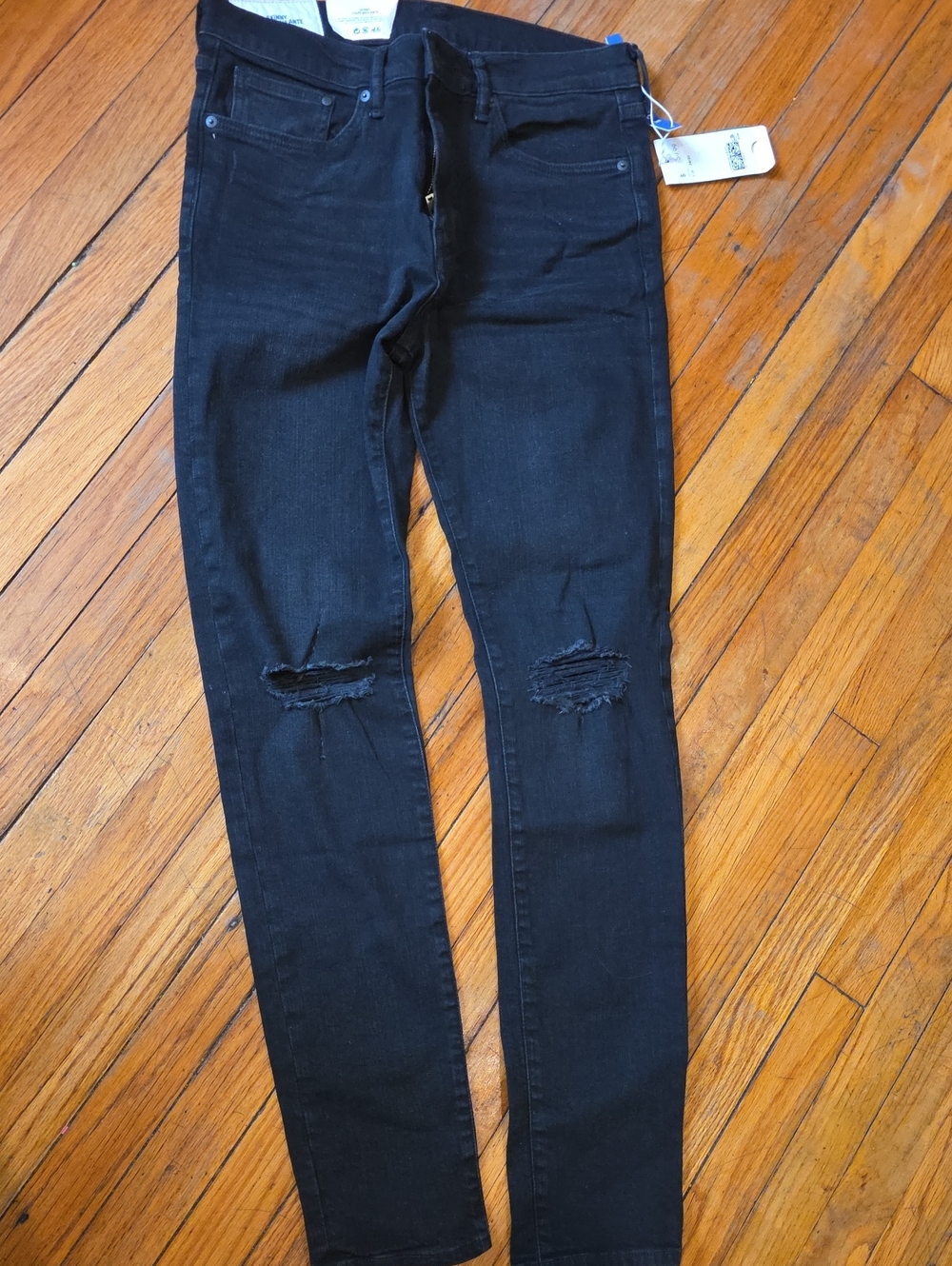 H&M Men's Black Skinny Jeans with Knee Rips